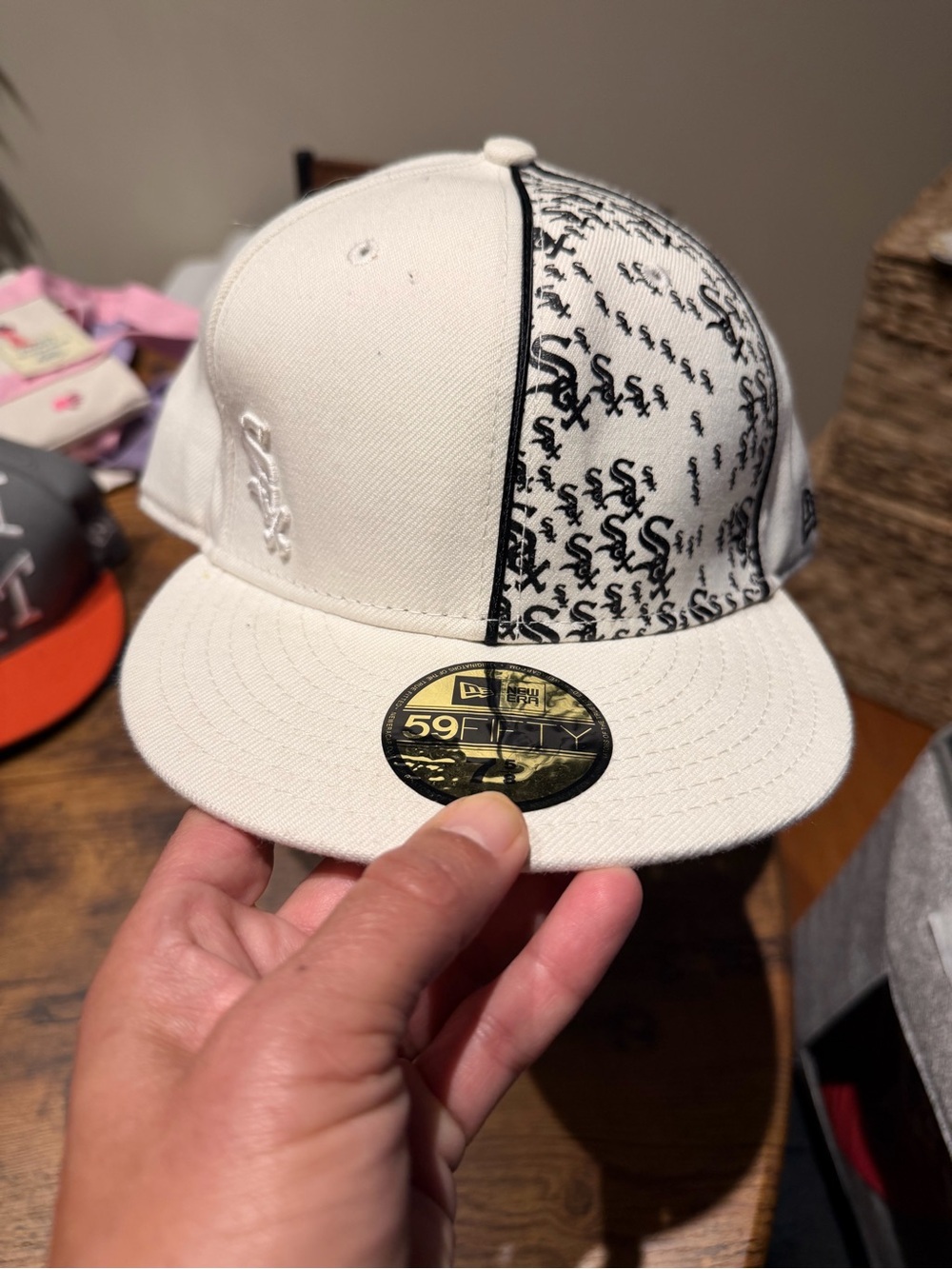 Men’s New Era 59Fifty White/Black Chicago White Sox Fitted Cap